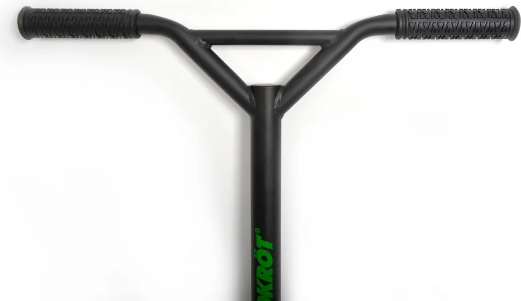 Schildkröt Untwist Scooter avec Roues 100mm et Roulements ABEC 7 - 17