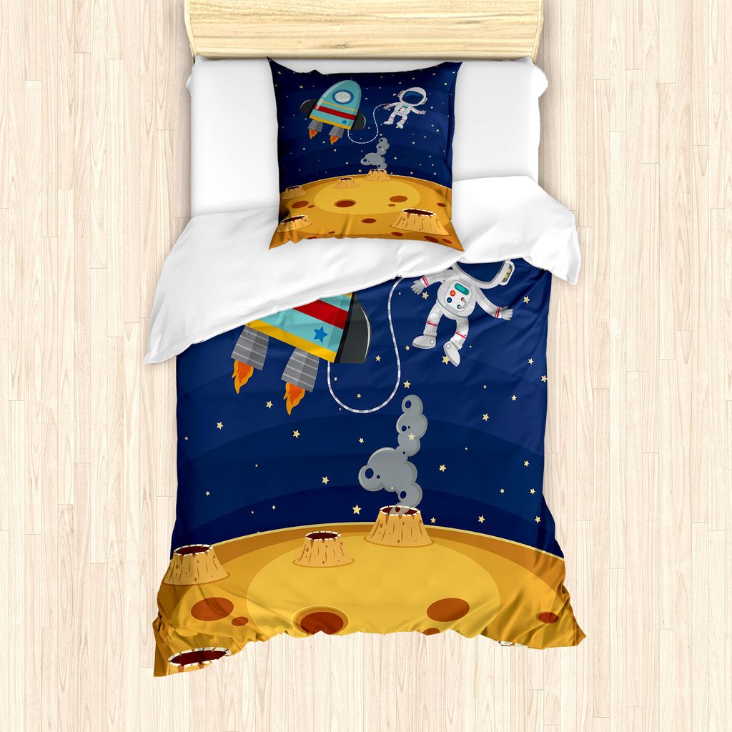 ABAKUHAUS Universum Bettbezug Set für Einzelbetten, Cartoon Design Raum-Thema, Milbensicher Allergiker geeignet mit Kissenbezug, 135 cm x 200 cm -...