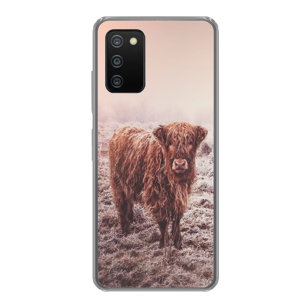 MuchoWow Handyhülle Schutzhülle Hülle für Samsung Galaxy A03s Schottische Highlander - Schnee - Sonne Silikon Softcase Handy Hülle - Schutz