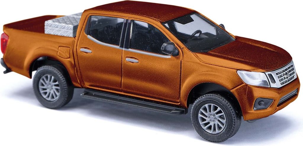 Busch 53720 Nissan Navara mit Alukiste, G