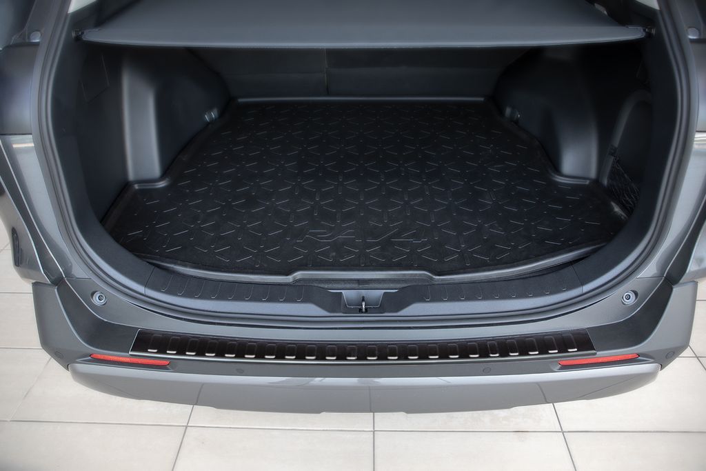 Edelstahl Ladekantenschutz für Toyota RAV4 5 Typ XA5 V2A Produktbild 