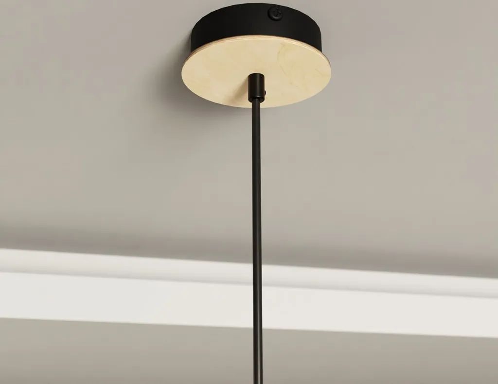 Suspension noire KOBE éclairage design pour petits espaces E27