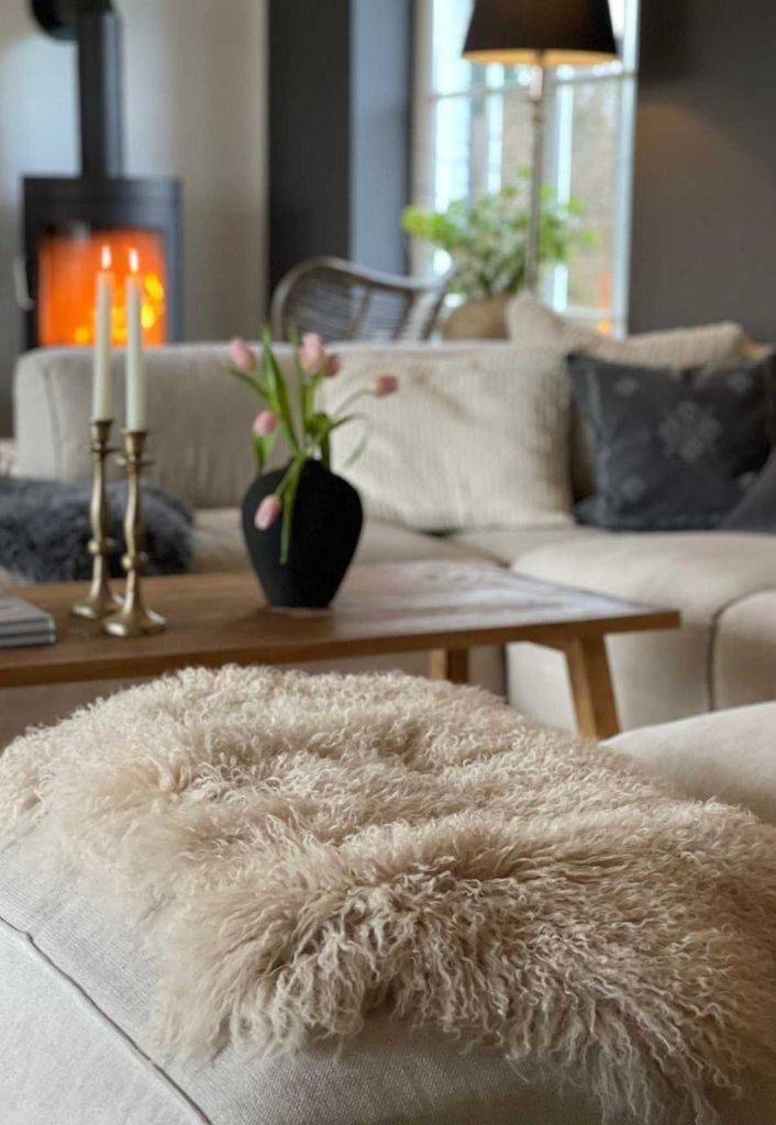 Lammfell Tibet Beige - Größe: 90-100