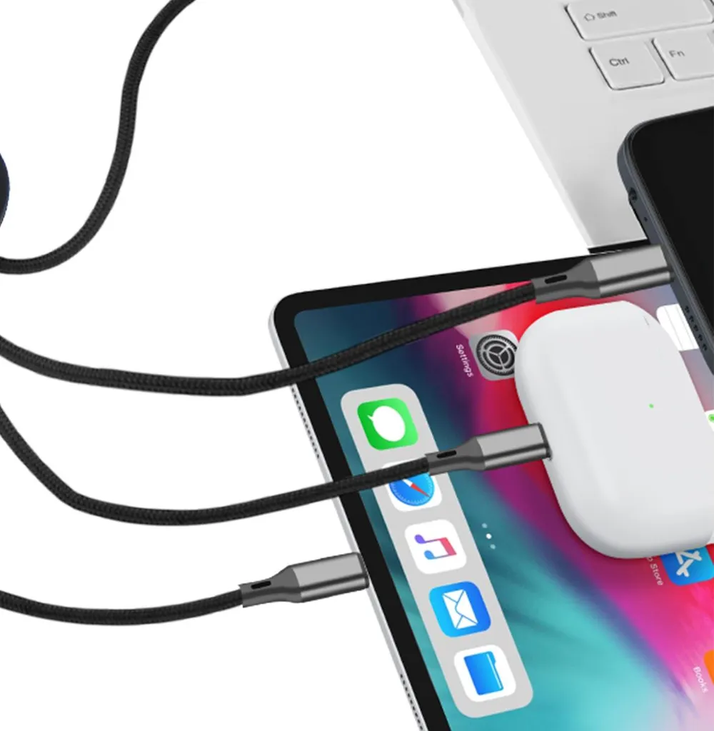 Plus de câbles emmêlés avec ce Multi-chargeur USB-C 1m Chat Noir - 4