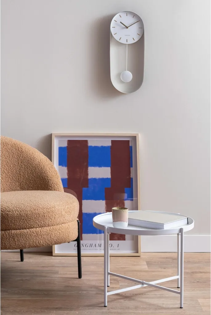 Petite table basse de salon blanche 50x50 cm pour coin lecture cosy