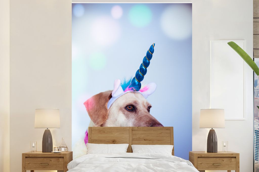 MuchoWow Fototapete für Wohnzimmer oder Schlafzimmer Wandtapete Vinyl Motivtapete Labrador als Einhorn verkleidet - 225x350 cm - Schlafzimmer ta...
