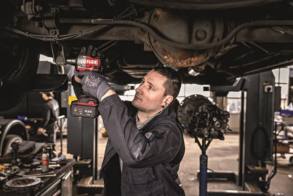 Clé à choc 18V FLEX IW 400 Nm compacte et légère pour serrage précis - 13