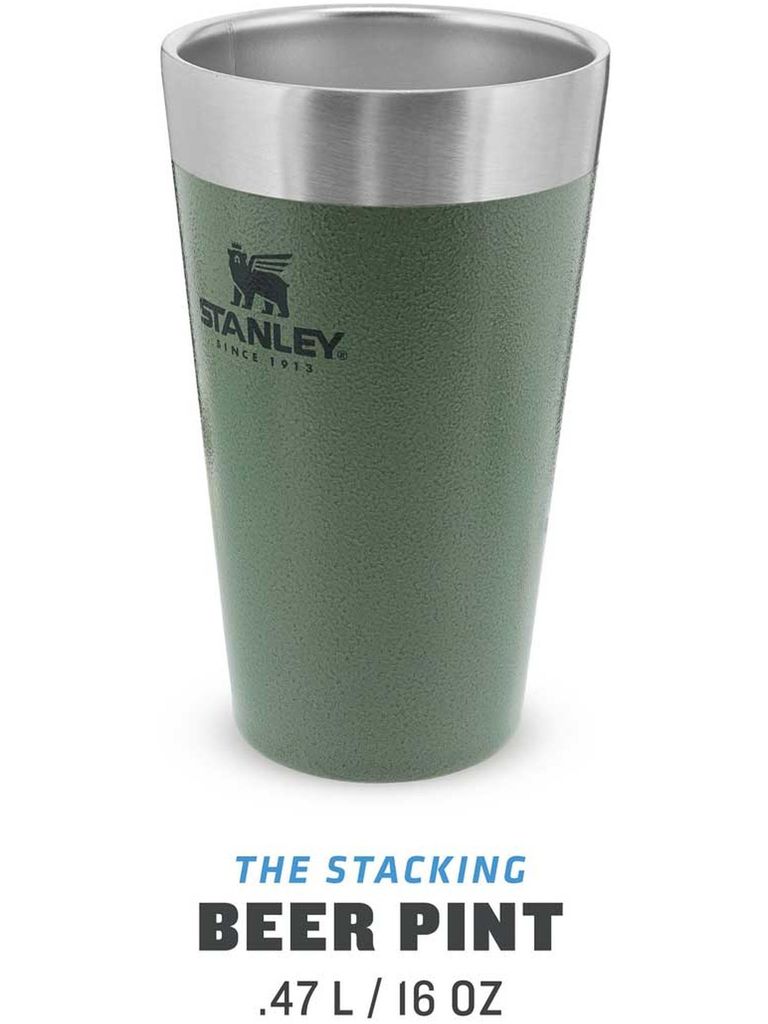 Stanley Beer Vacuum Mug Pint Green Hammer blow isolata Immagine del prodotto 