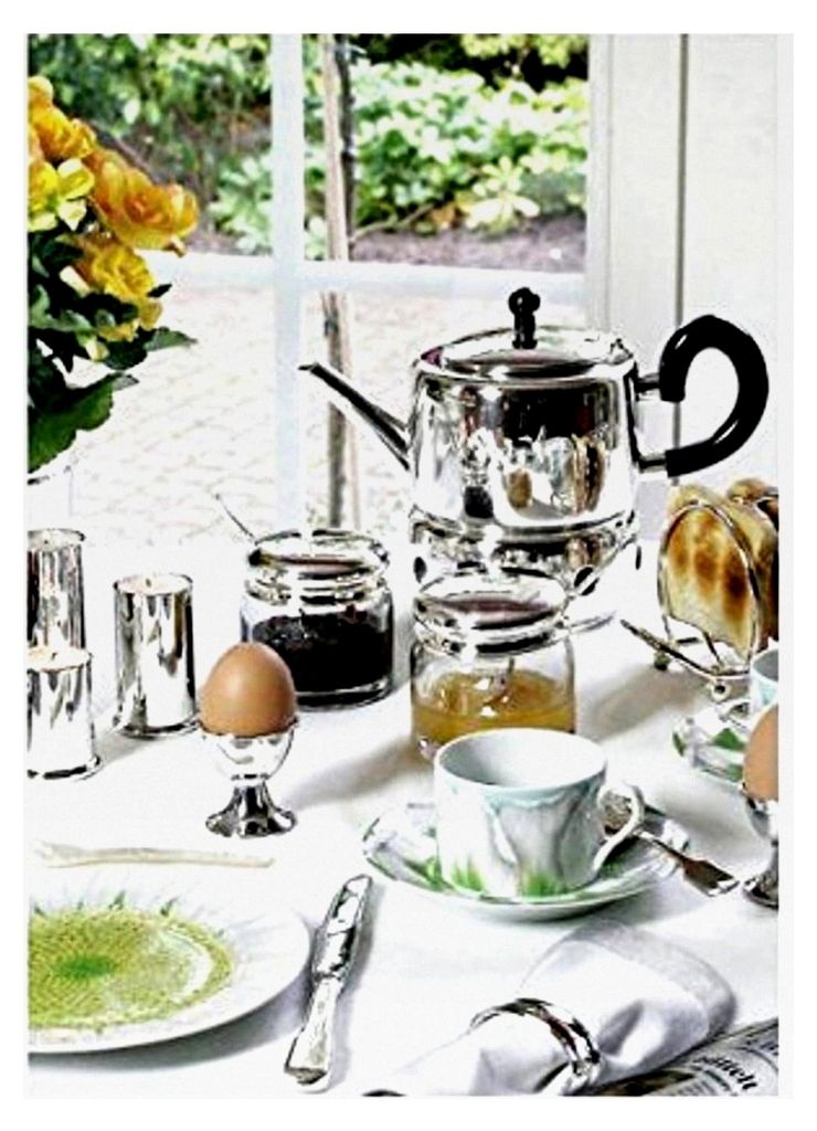 Eierbecher Klassisch 5,5x6 cm aus Premium Silber Plated mit Geschenkverpackung