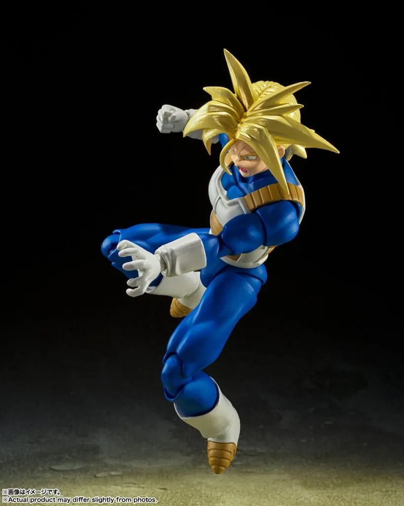 Figurine Trunks DBZ Articulée : Réalisme et Postures de Combat 14cm - 12