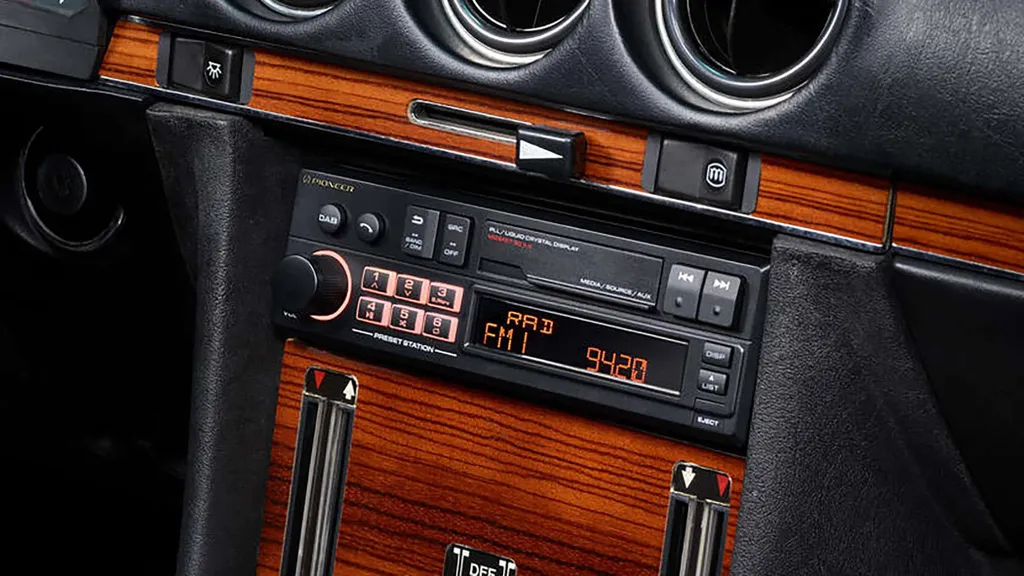 Autoradio Pioneer SXT-C10PS 1 DIN : Solution Bluetooth et Audio Haute Qualité
