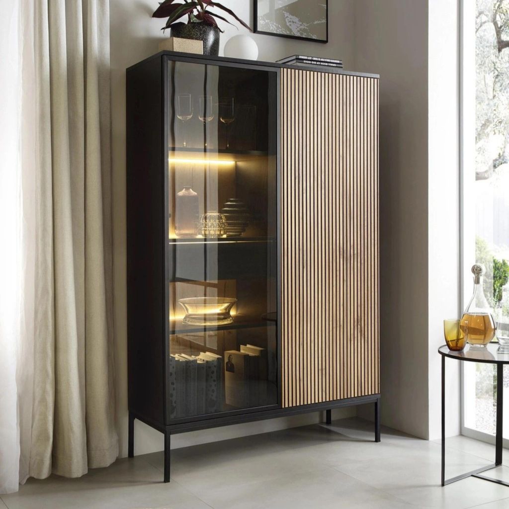 Vitrína Lagos 166 cm 2D1SZ s LED diodami, kovovými Obrázek produktu 
