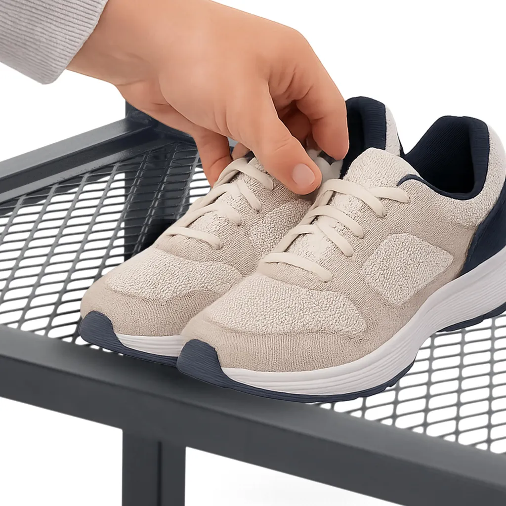 Étagère à Chaussures Compacte en Acier Noir pour Petits Espaces