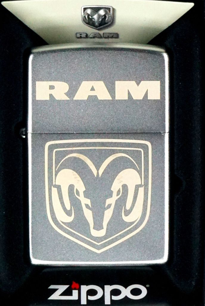 Zapa?ova? Zippo Satin Finish laser RAM chróm 60006796 Obrázok produktu 