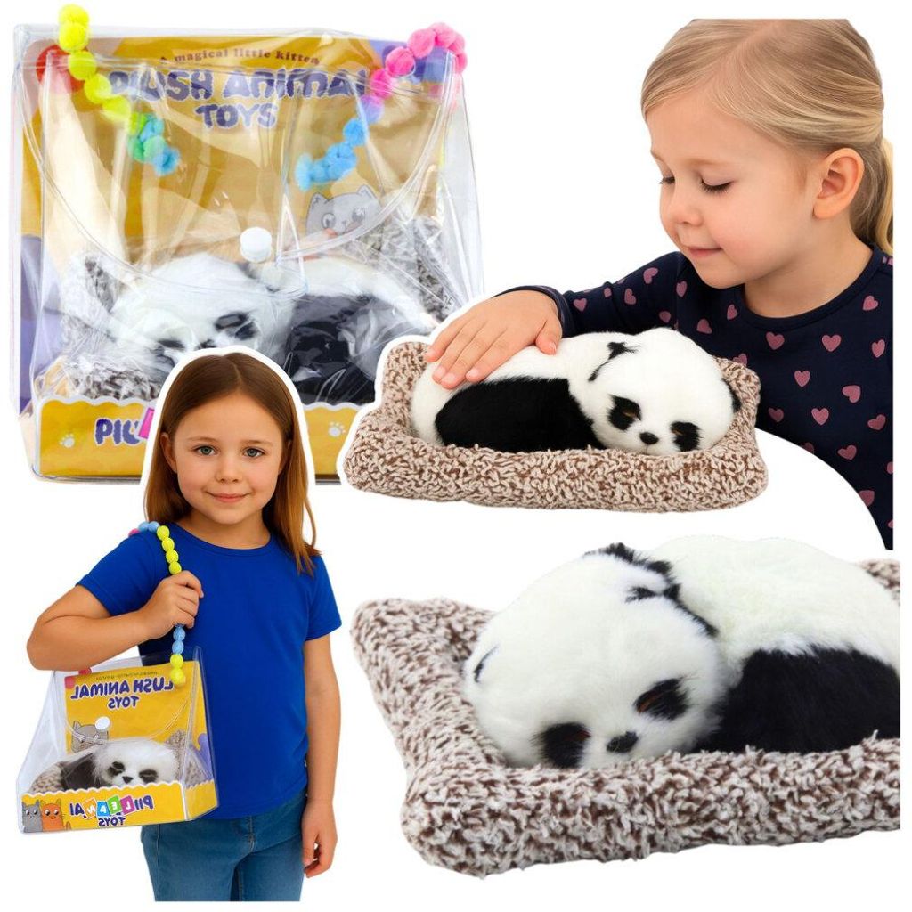 Schlafender Panda auf einem Kissen, Figur mit Fell und transparentem Beutel