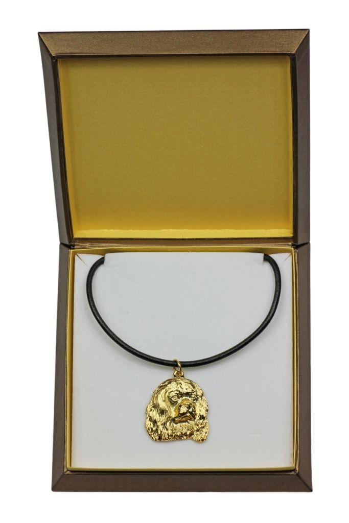 Cavalier King Charles Spaniel - Hundehalsband in Geschenkbox, vergoldeter Anhänger für Hundefans, auffälliger Schmuck von Art-Dog