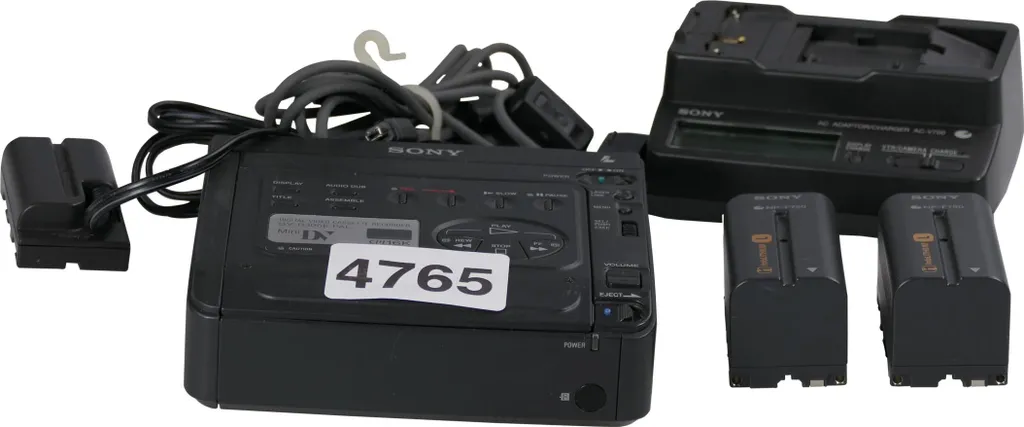 Sauvegardez vos souvenirs Mini DV avec le Sony GV-DV300E prêt à l'emploi