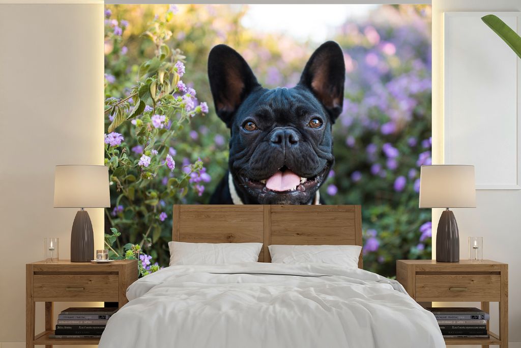 MuchoWow Fototapete für Wohnzimmer oder Schlafzimmer Wandtapete Vinyl Motivtapete Blumen - Tier - Lila - 350x350 cm - Schlafzimmertapete