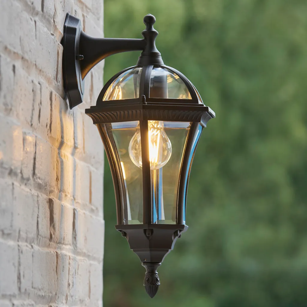 Éclairage extérieur pour terrasse Drayton Noir IP44 Style Lanterne E27