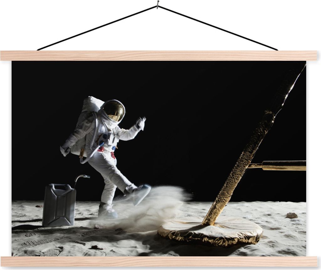 MuchoWow Textilposter Astronaut - Weltraum - Mond 120x80 cm mit holzfarbenen Rahmen - Aufhängeset