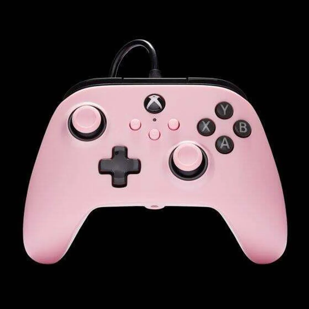 Controller Xbox PowerA Cablato Rosa: Test e Specifiche Tecniche
