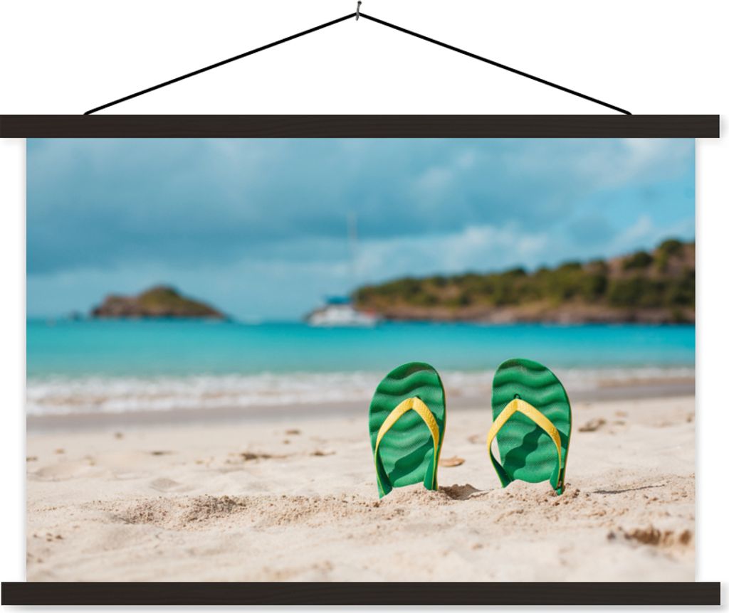 MuchoWow Textilposter Strand - Pantoffeln - Grün 90x60 cm mit schwarzem Rahmen - Aufhängungssatz