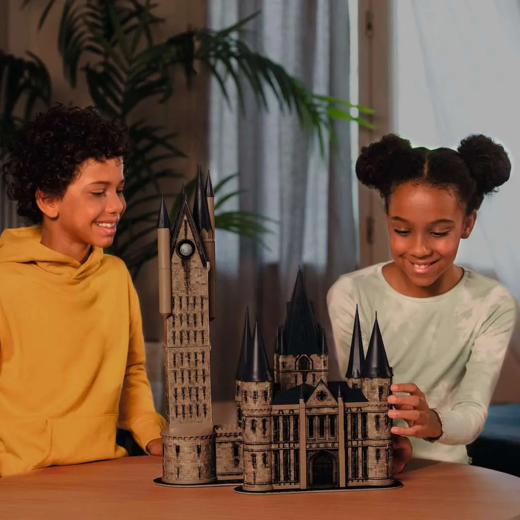 Tour de Poudlard Puzzle 3D 540 pièces : Version nuit avec LED intégrées - 7