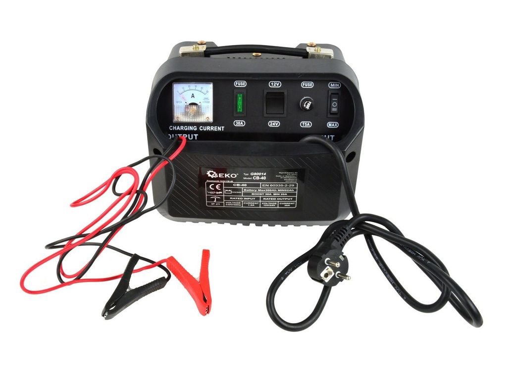BSD Autobatterie Ladegerät CB-40 - KFZ Batterieladegerät, 12V/24V 30A Ladegerät für Batterien bis 300 Ah