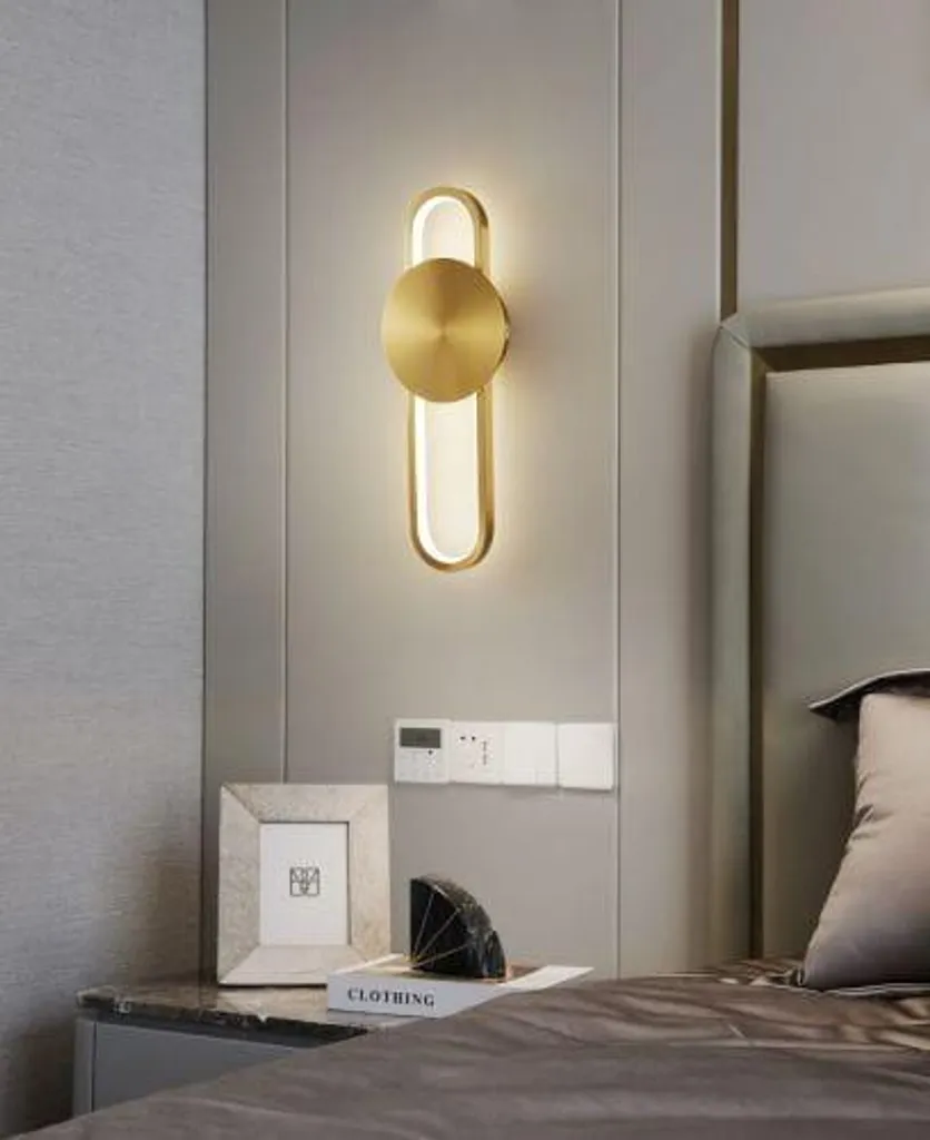 Applique murale LED dorée 40 cm Elyptica - Éclairage chic et sobre - 3