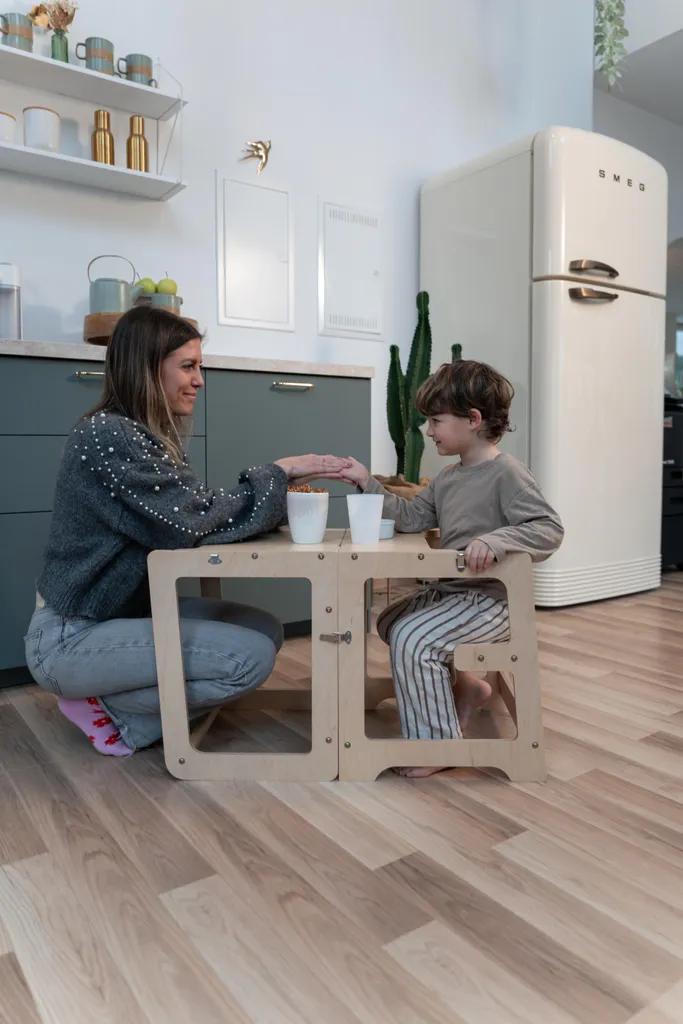 Tabouret d'observation Montessori transformable en bureau pour petit - 6