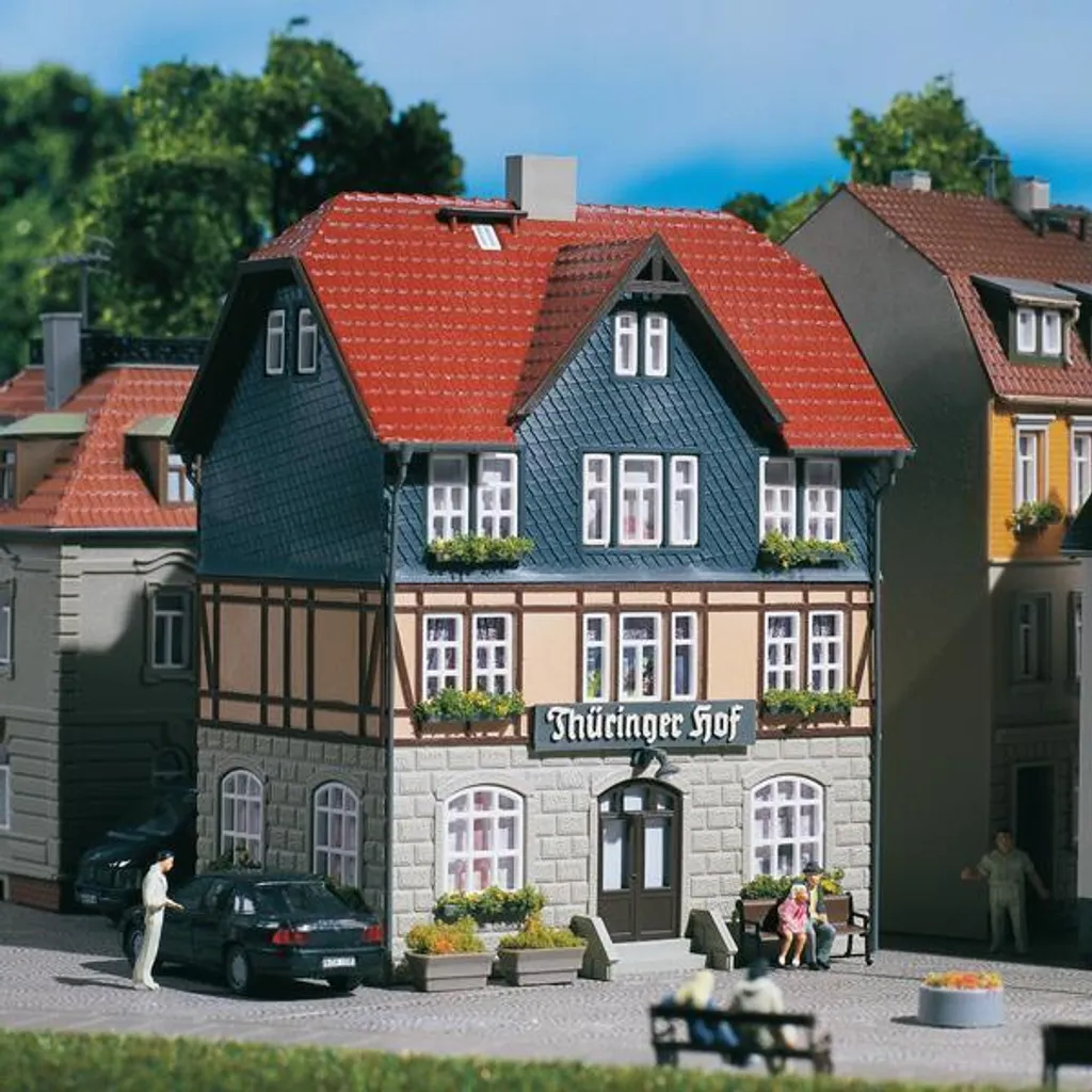 Aménager votre Réseau Train H0 TT avec l'Auberge Auhagen 12271 Fidèle