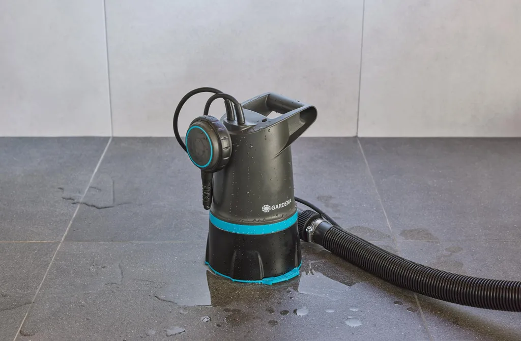 GARDENA 09018-47 Pompe d'évacuation eaux chargées 20000 BASIC 450W - 10