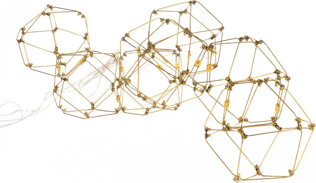 Lustre LED suspendu doré pour salon et salle à manger style contemporain - 2