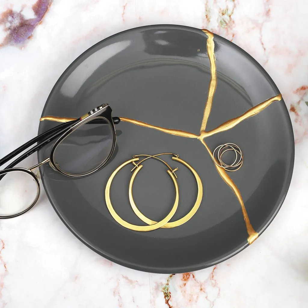 Ne jetez plus vos plats cassés - Kit de réparation Kintsugi doré DIY