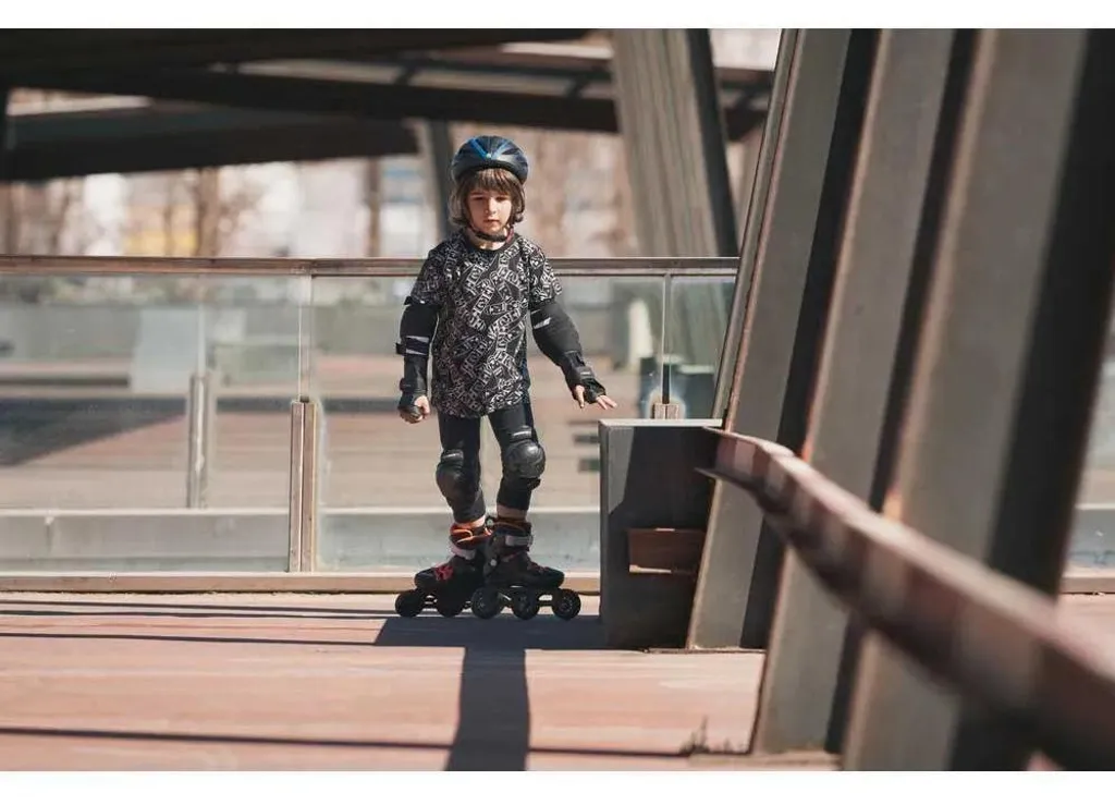 Dites stop aux rollers fragiles avec le Powerslide Jet Pro Black 27-30