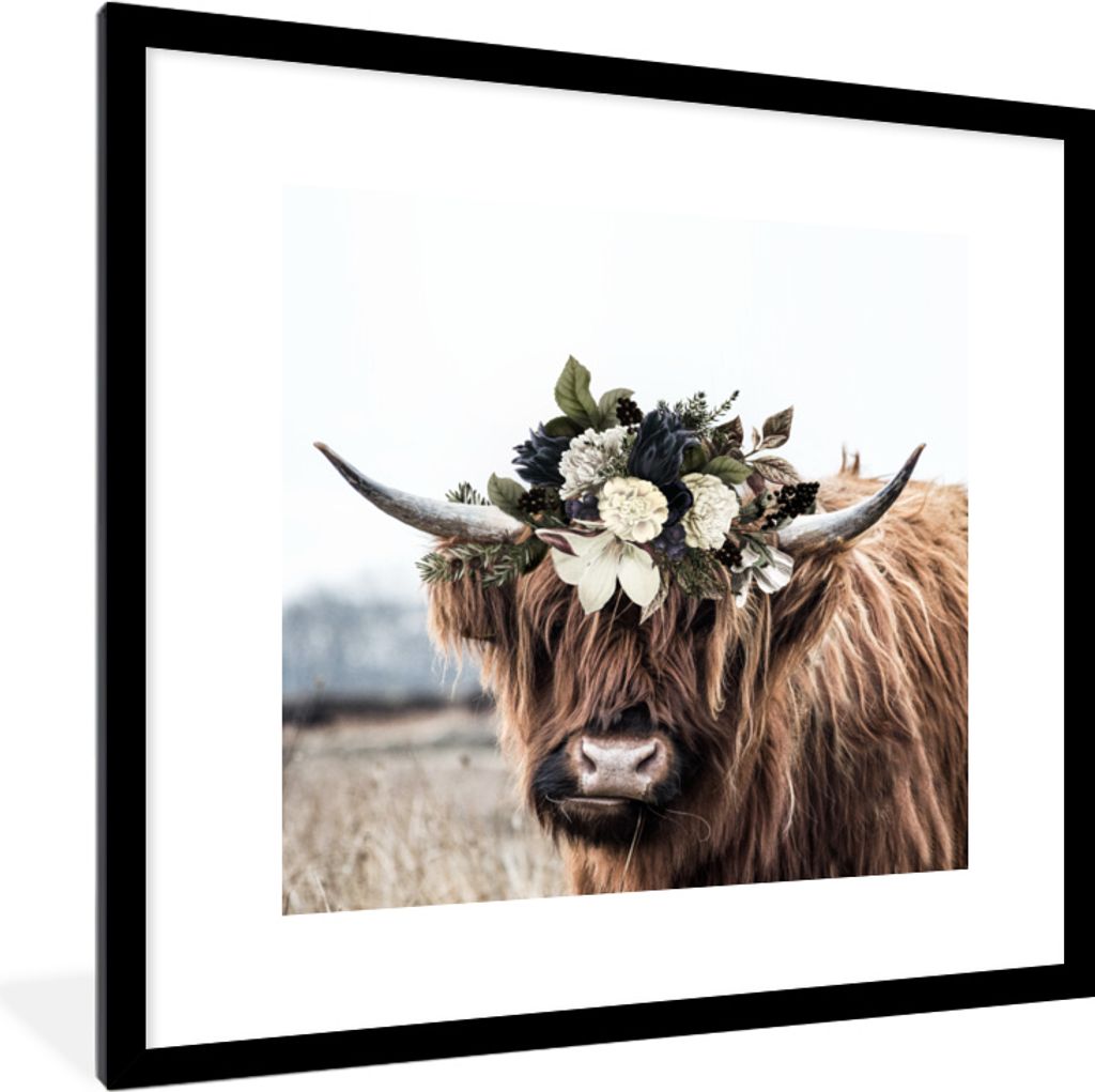 MuchoWow MuchoWow Gerahmtes Poster Schottisches Hochlandrind - Blätter 40x40 cm - Poster mit zchwarzem Bilderrahmen - Poster - Plakat im Rahmen