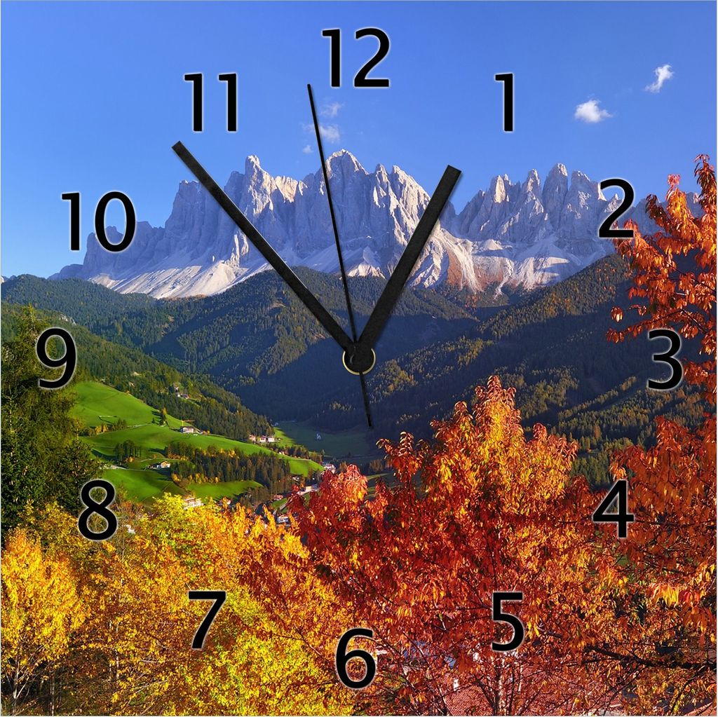 Wallario Design Wanduhr Herbst im Gebirgstal unter blauem Himmel aus Echtglas, Größe 30 x 30 cm