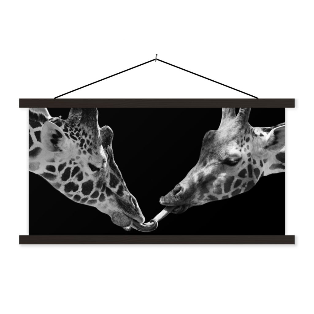 MuchoWow Textilposter Tiere - Schwarz - Giraffe - Weiß - Porträt 90x45 cm mit schwarzem Rahmen - Klemmleisten