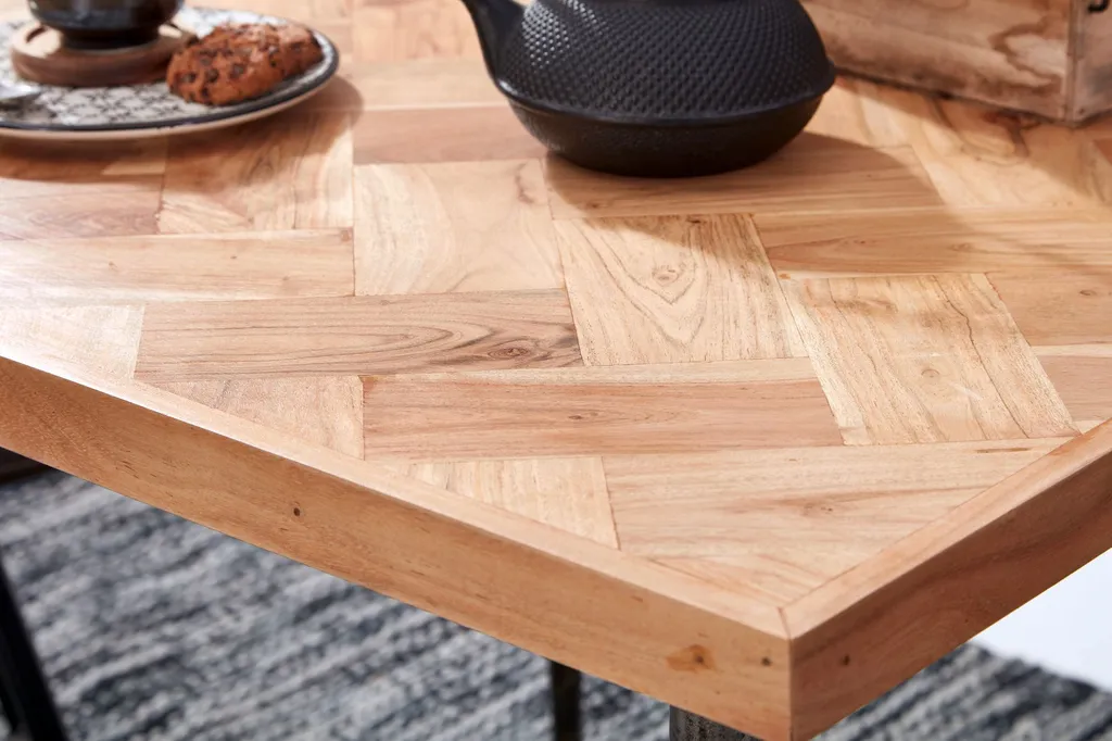 Table LODI bois massif durable : la solution robuste contre l'usure