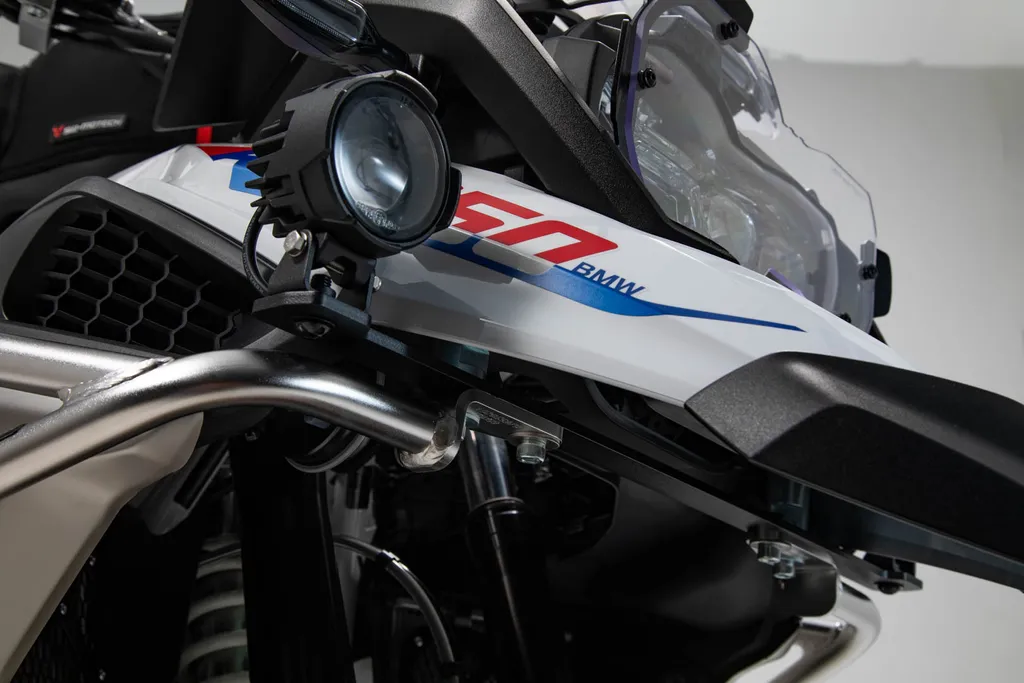 Kit installation feux de brouillard moto SW-Motech pour crashbars - 4