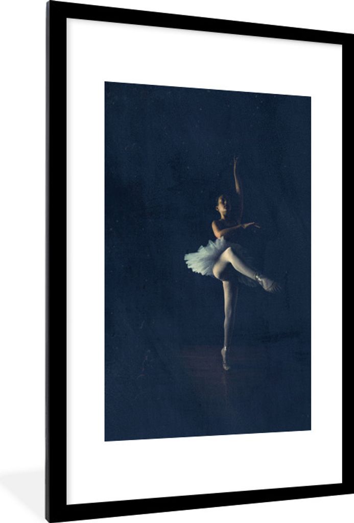 MuchoWow Gerahmtes Poster Junge Ballerina 60x90 cm - Poster mit Schwarzem Bilderrahmen Wandposter Rahmen Foto Bilder - Dekoration - Wandposter Wo...