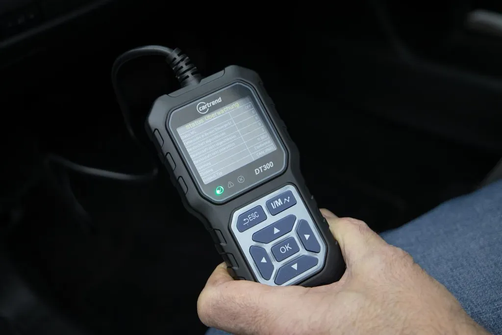 Boîtier diagnostic OBD DT300 cartrend avec écran LCD rétroéclairé - 10