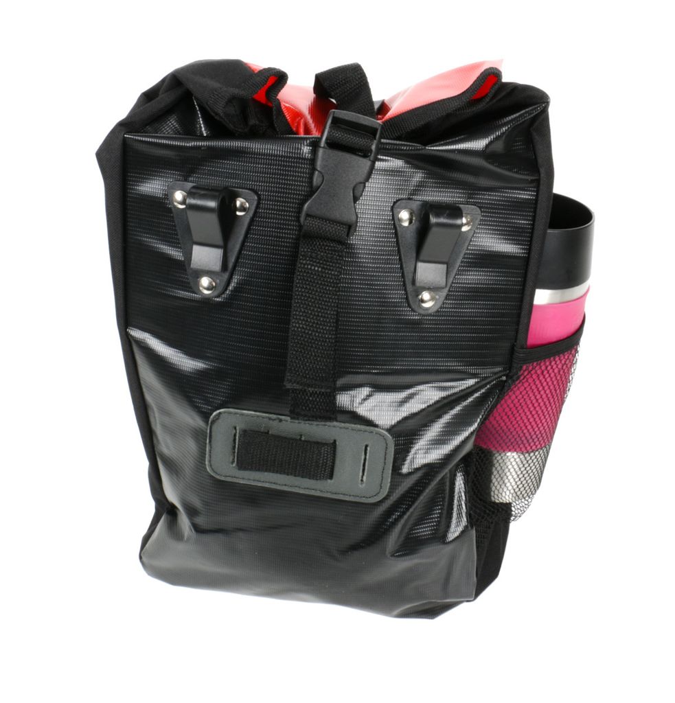 Rote Gepcktrger-Fahrradtasche