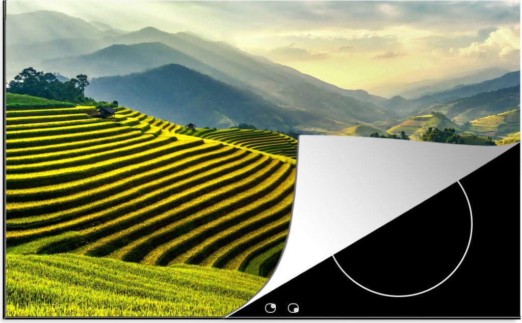 KitchenYeah Herdabdeckplatte Terrassen von Reisfeldern mit einer Berglandschaft im Hintergrund in Vietnam , 81x52cm, Küche Deko, Glaskeramikfeld...