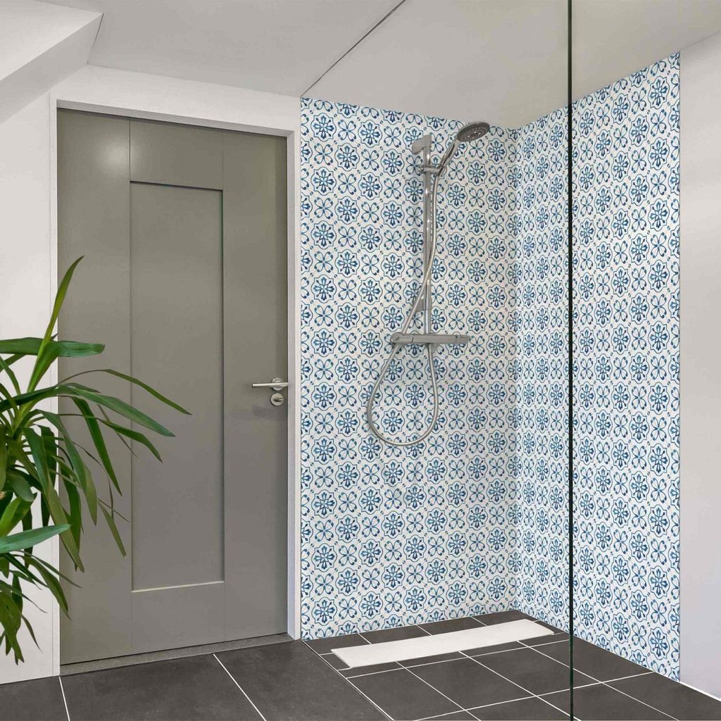 Duschrückwand Muster selbstklebend - 0.35 mm Wandpaneel wasserfest Ornament blau Fliesenoptik Badrückwand fugenlos Smart matt 90x210 cm