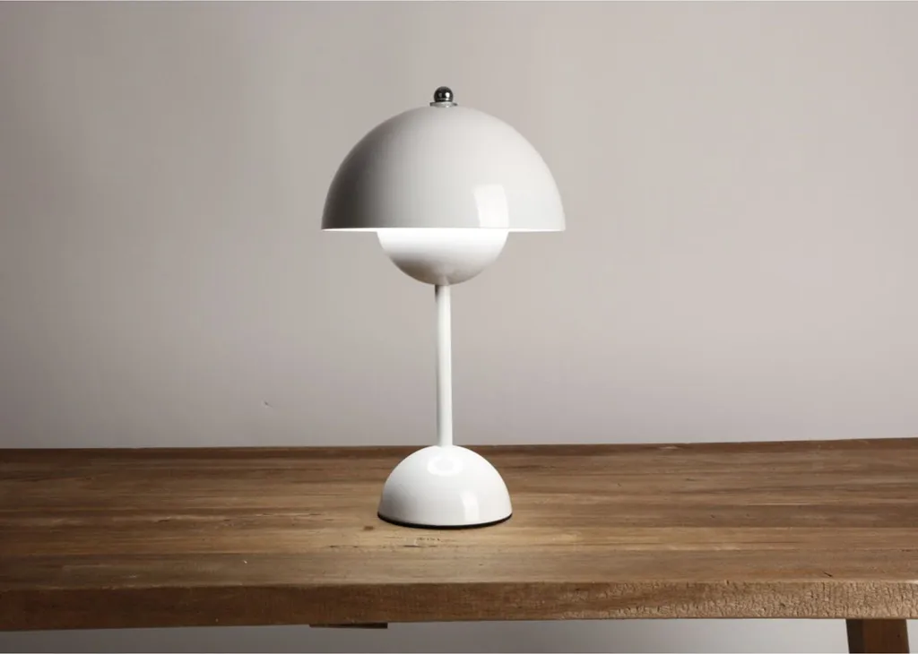 Lampe de Table Métal sans Fil contre l'Encombrement des Câbles USB