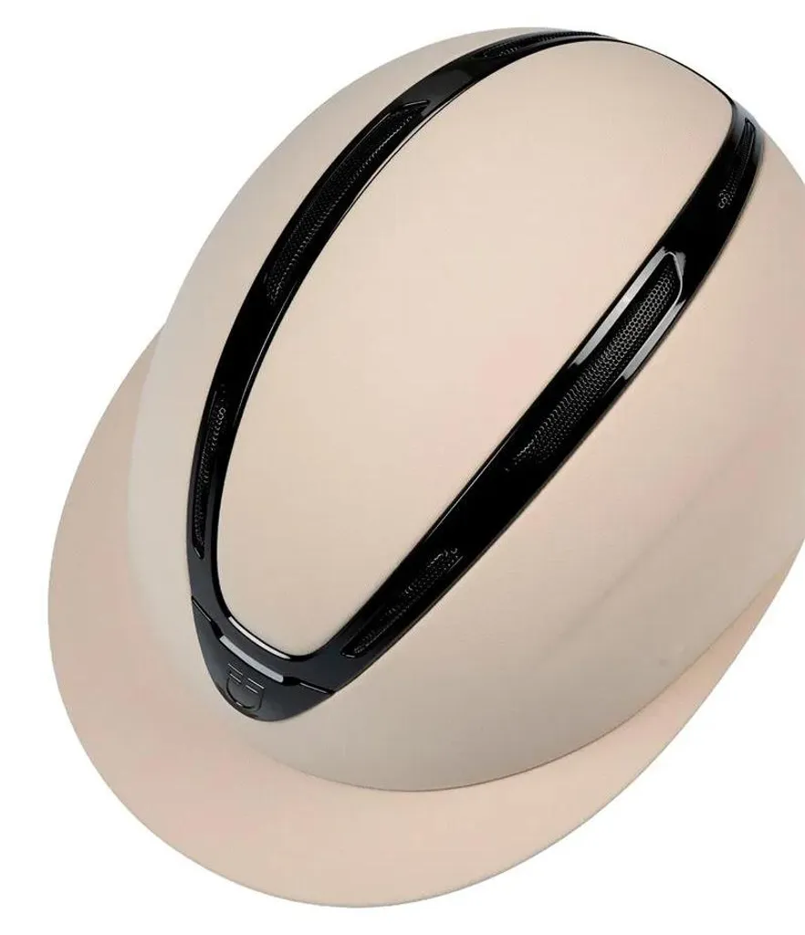Bombe d'équitation Equestro Apocalipse beige textile visière large