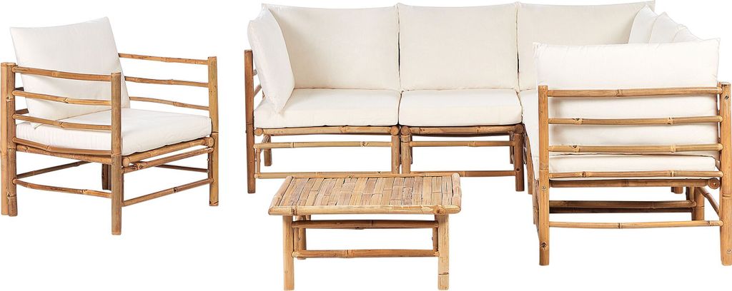 BELIANI Lounge Set 3-Teilig Hellbraun u. Cremeweiß Bambusholz 5-Sitzer Ecksofa mit Sessel Couchtisch 15 Kissen Garten Terrasse Outdoor Ausstattung