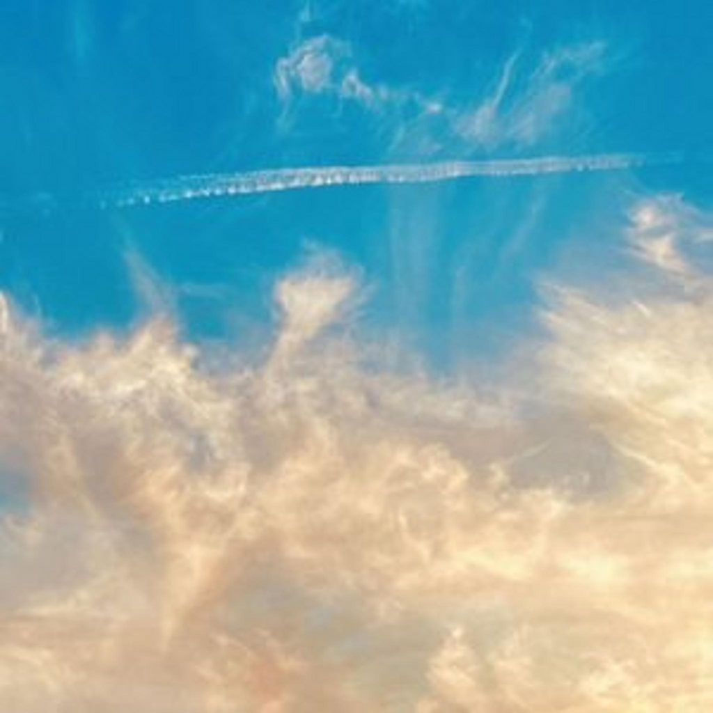It's The End Of The World But It's A Beautiful Day Produktbild 