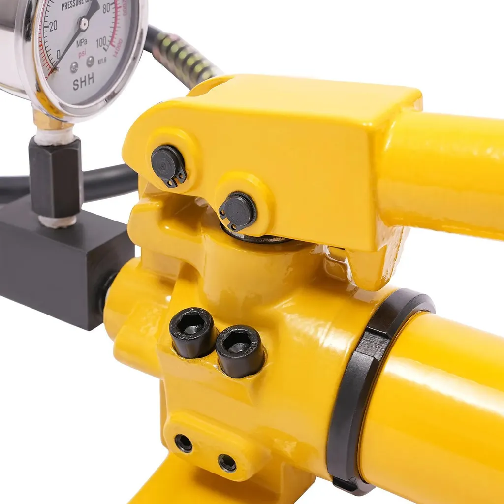 Pompe hydraulique CP-700 : solution contre la perte de pression à 700 bars